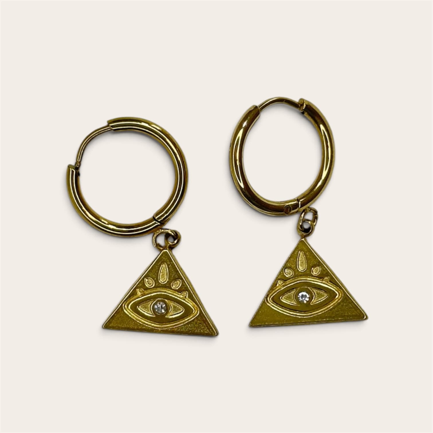 Aros Triángulo Místico Illuminati Eye