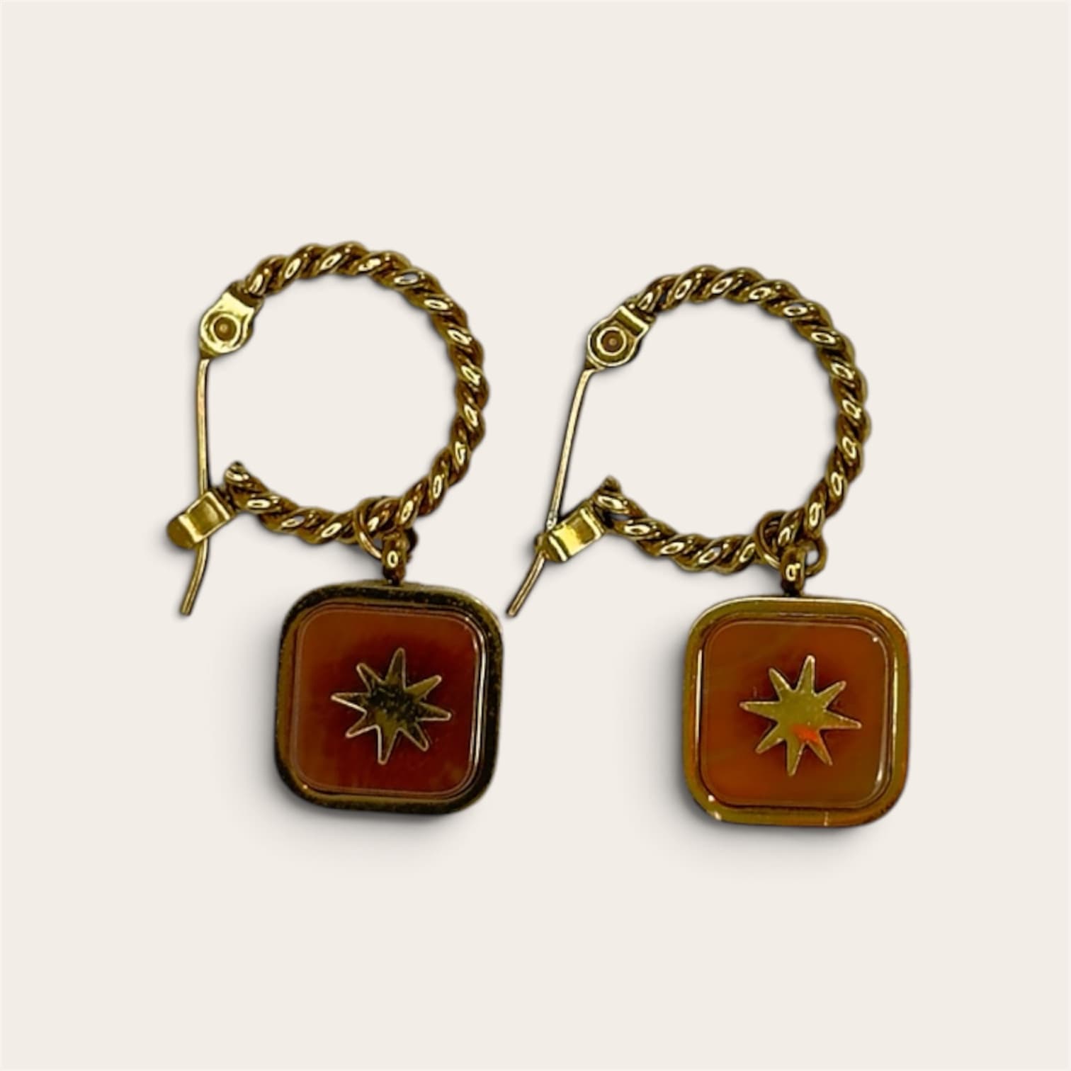 Aros Twist con Medalla Cosmic Star